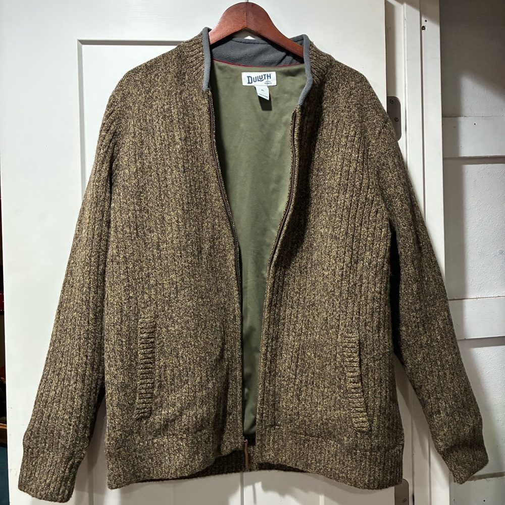 Men's Shetland Wool Windproof Zip Sweater
Color Tarmac XL - Picture 3 of 9